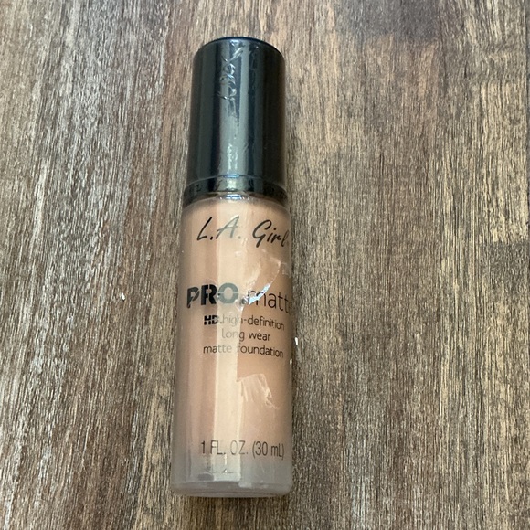 LA Girl Other - LA Girl Pro Matte Foundation - Creamy Tan